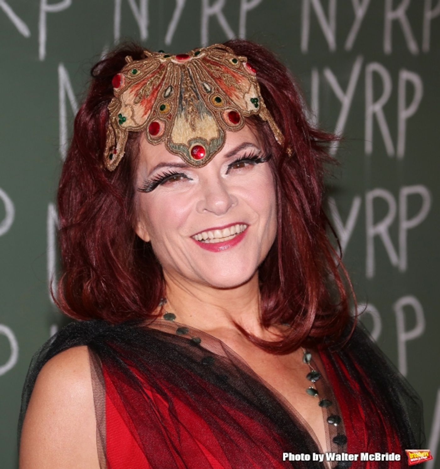 Photo Coverage: Bette Midler Hosts 19th Annual Hulaween Gala: Fellini Hulaweeni Image