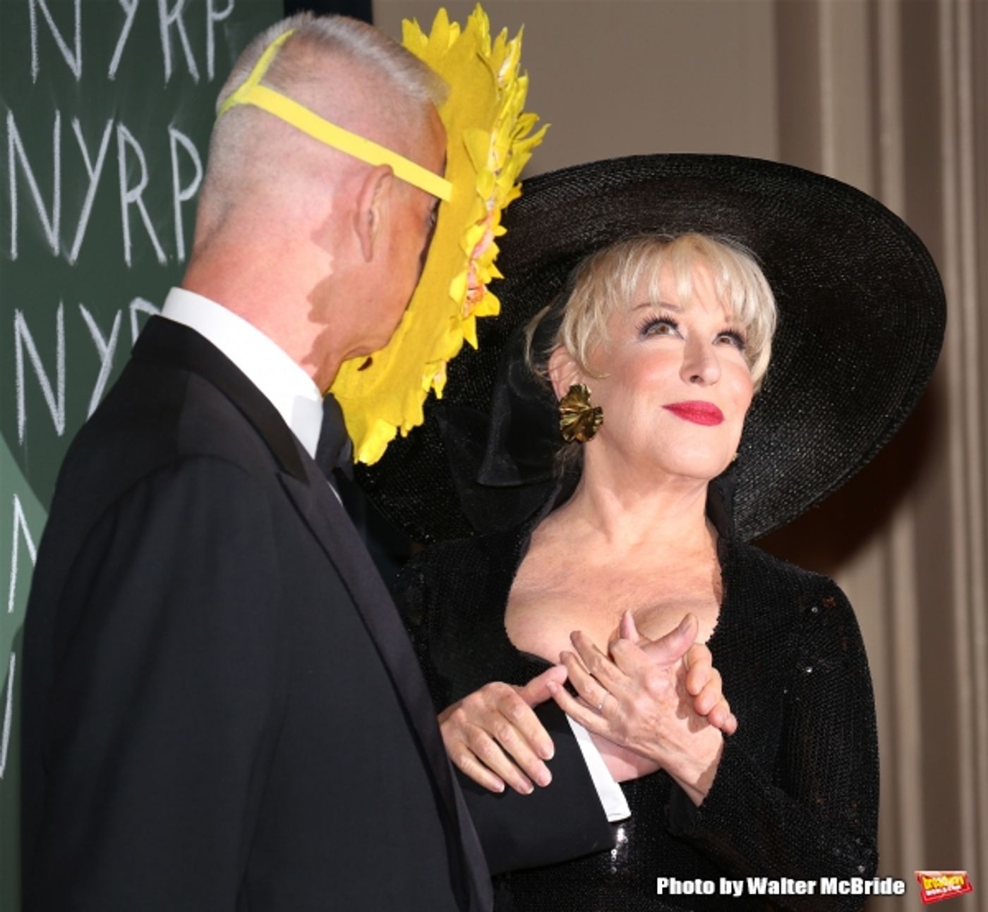 Photo Coverage: Bette Midler Hosts 19th Annual Hulaween Gala: Fellini Hulaweeni Image