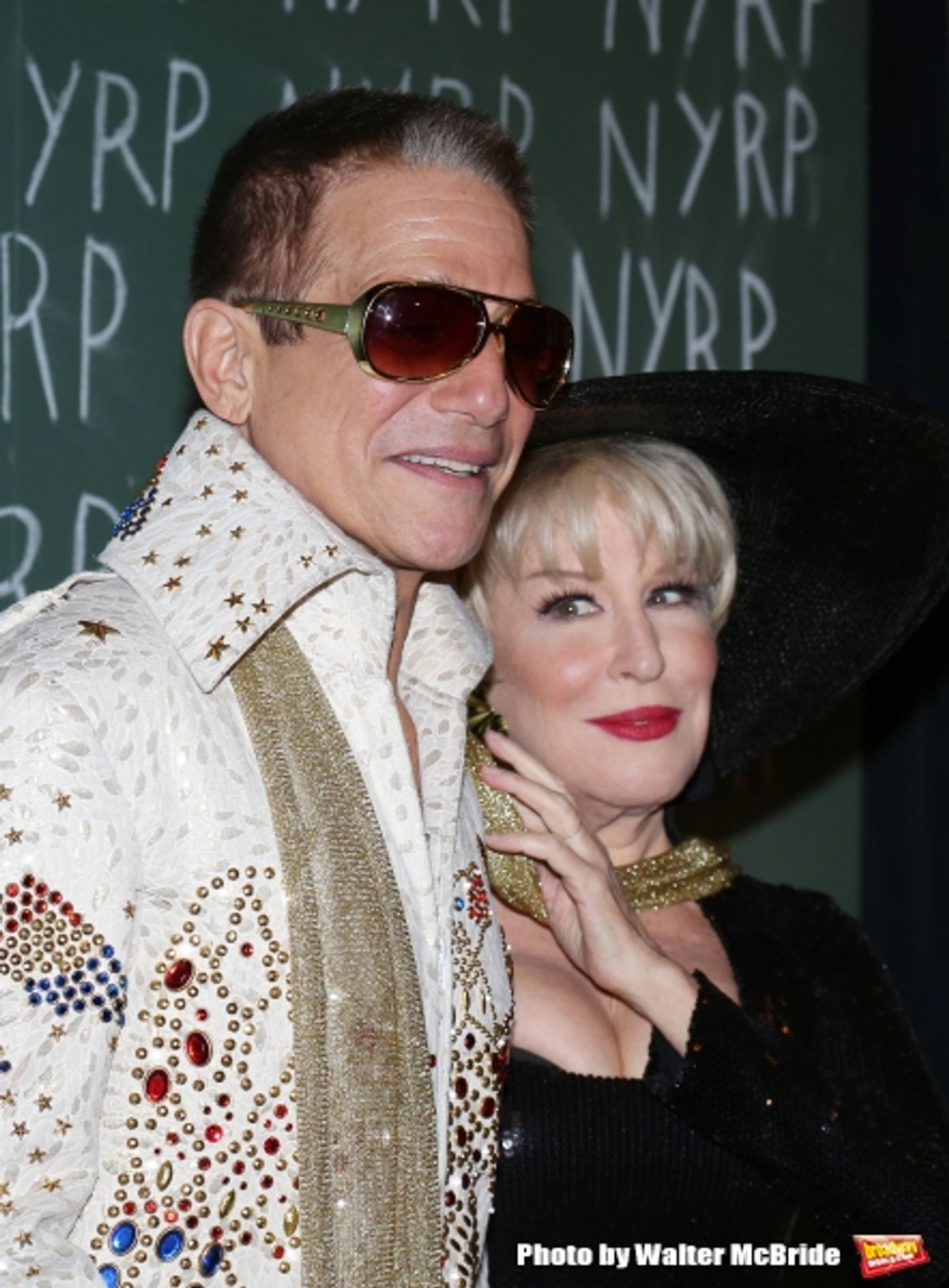 Photo Coverage: Bette Midler Hosts 19th Annual Hulaween Gala: Fellini Hulaweeni Image