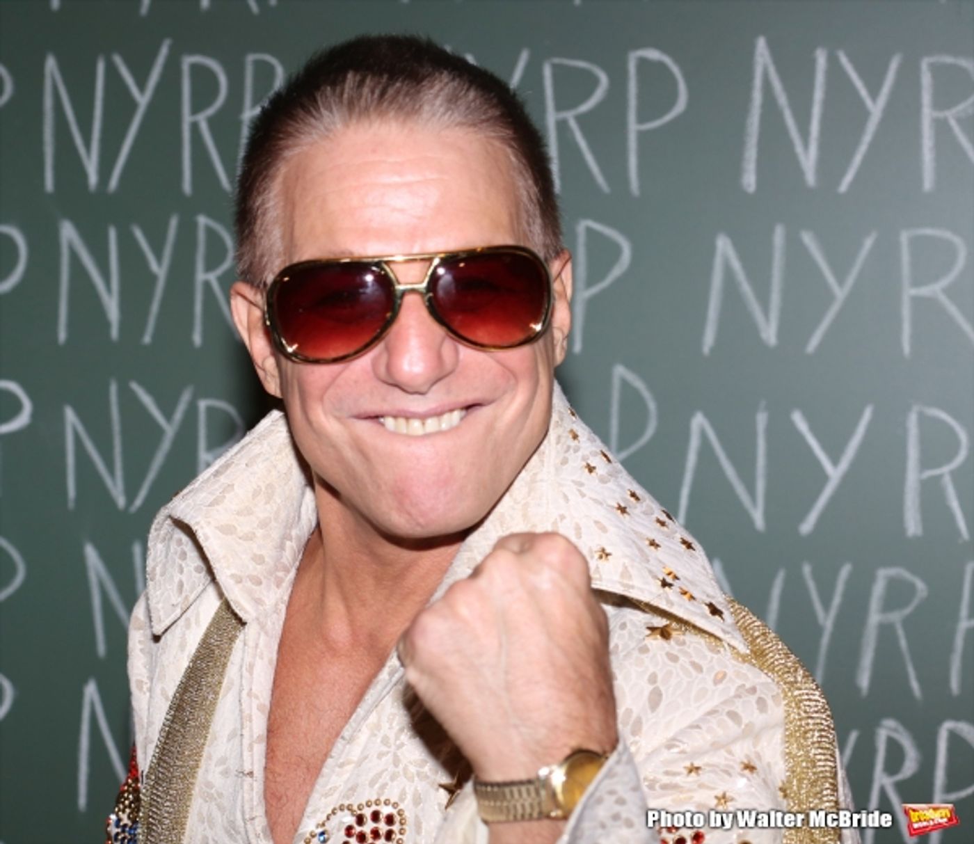Photo Coverage: Bette Midler Hosts 19th Annual Hulaween Gala: Fellini Hulaweeni Image