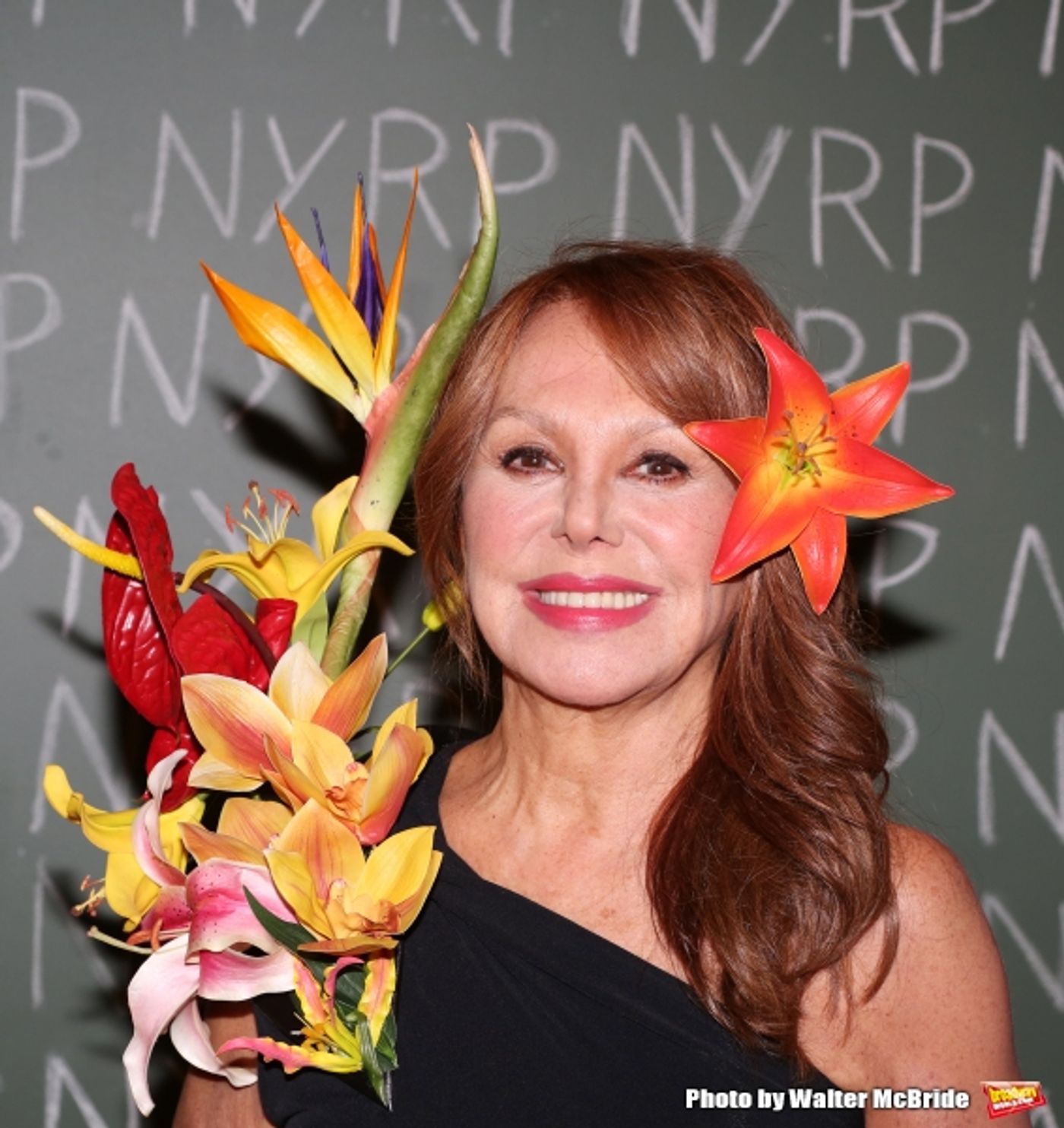 Photo Coverage: Bette Midler Hosts 19th Annual Hulaween Gala: Fellini Hulaweeni Image