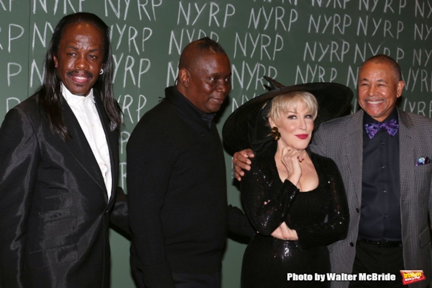 Photo Coverage: Bette Midler Hosts 19th Annual Hulaween Gala: Fellini Hulaweeni Image