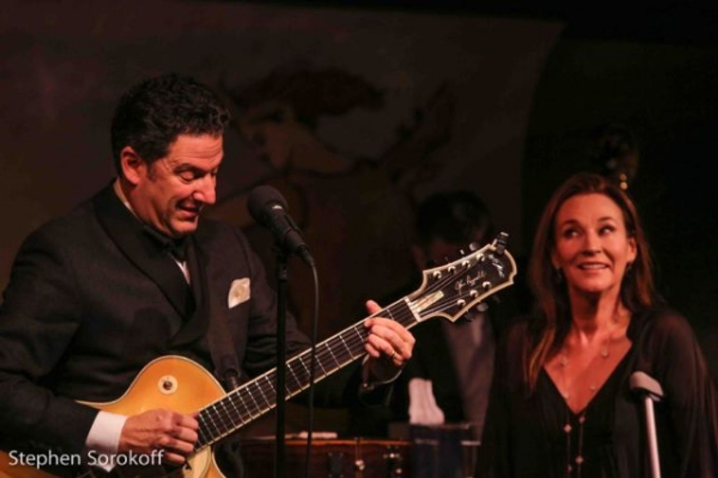 Photo Coverage: John Pizzarelli and Jessica Molaskey Bring 'Grownup Songs' to Cafe Carlyle  Image