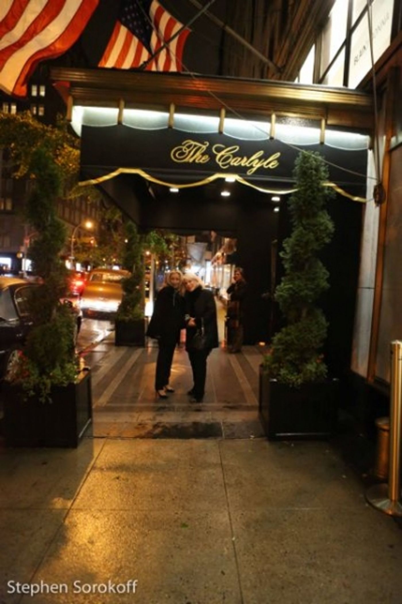 Photo Coverage: John Pizzarelli and Jessica Molaskey Bring 'Grownup Songs' to Cafe Carlyle  Image