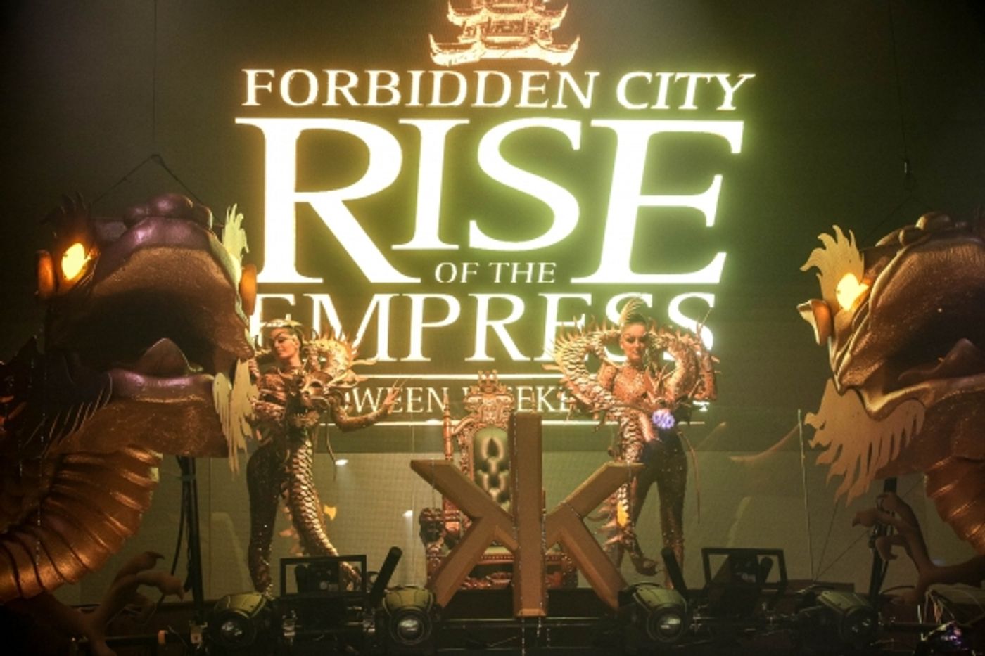 Photo Flash: Hakkasan Nightclub Hosts 'Forbidden City' Halloween Bash Photo Flash: Hakkasan Nightclub Hosts 'Forbidden City' Halloween Bash Image
