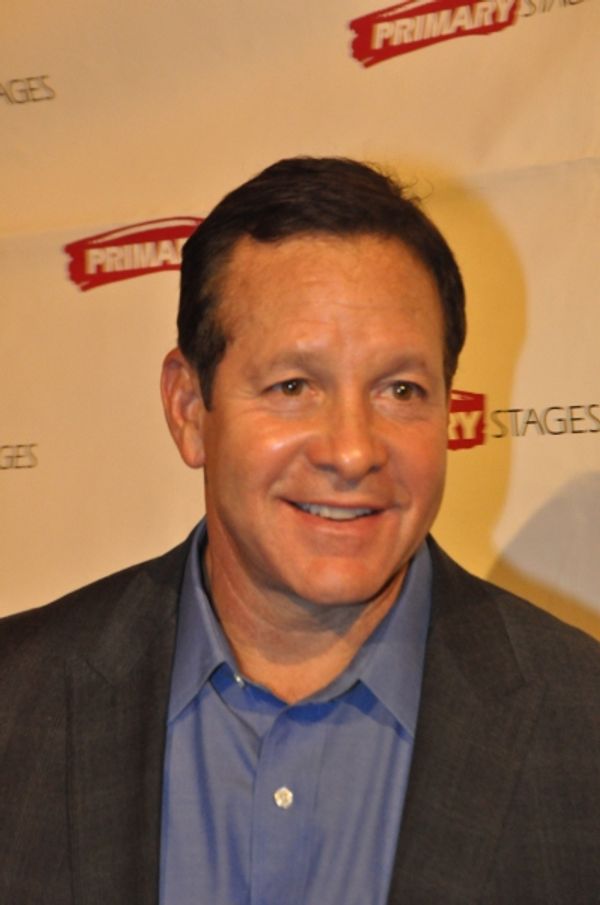 Steve Guttenberg Photo