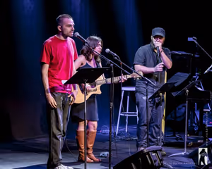 Aaron Jafferis, Rebecca Hart and Yako 440 performing a song they wrote for their show HOW TO BREAK @ BroadwayWorld Aaron Jafferis, Rebecca Hart and Yako 440 performing a song they wrote for their show Photo