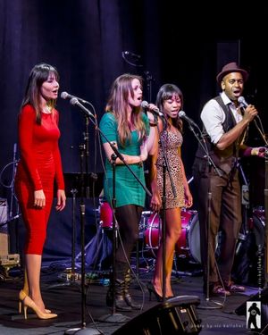 Katrina Lenk, Courtney Wolfson, Nikki James and Daniel Breaker perform a song from ST Photo