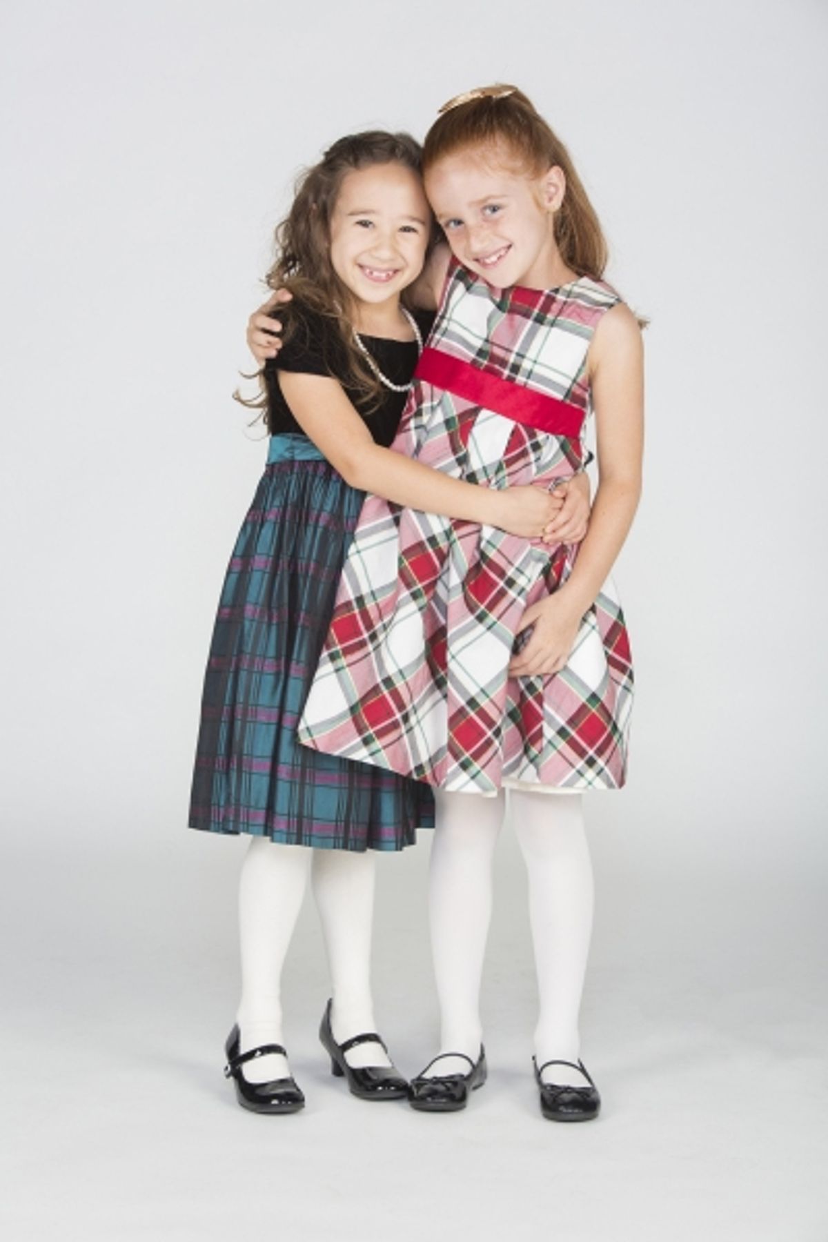 Gabriella Dimmick and Taylor Coleman star as Cindy-Lou Who at 