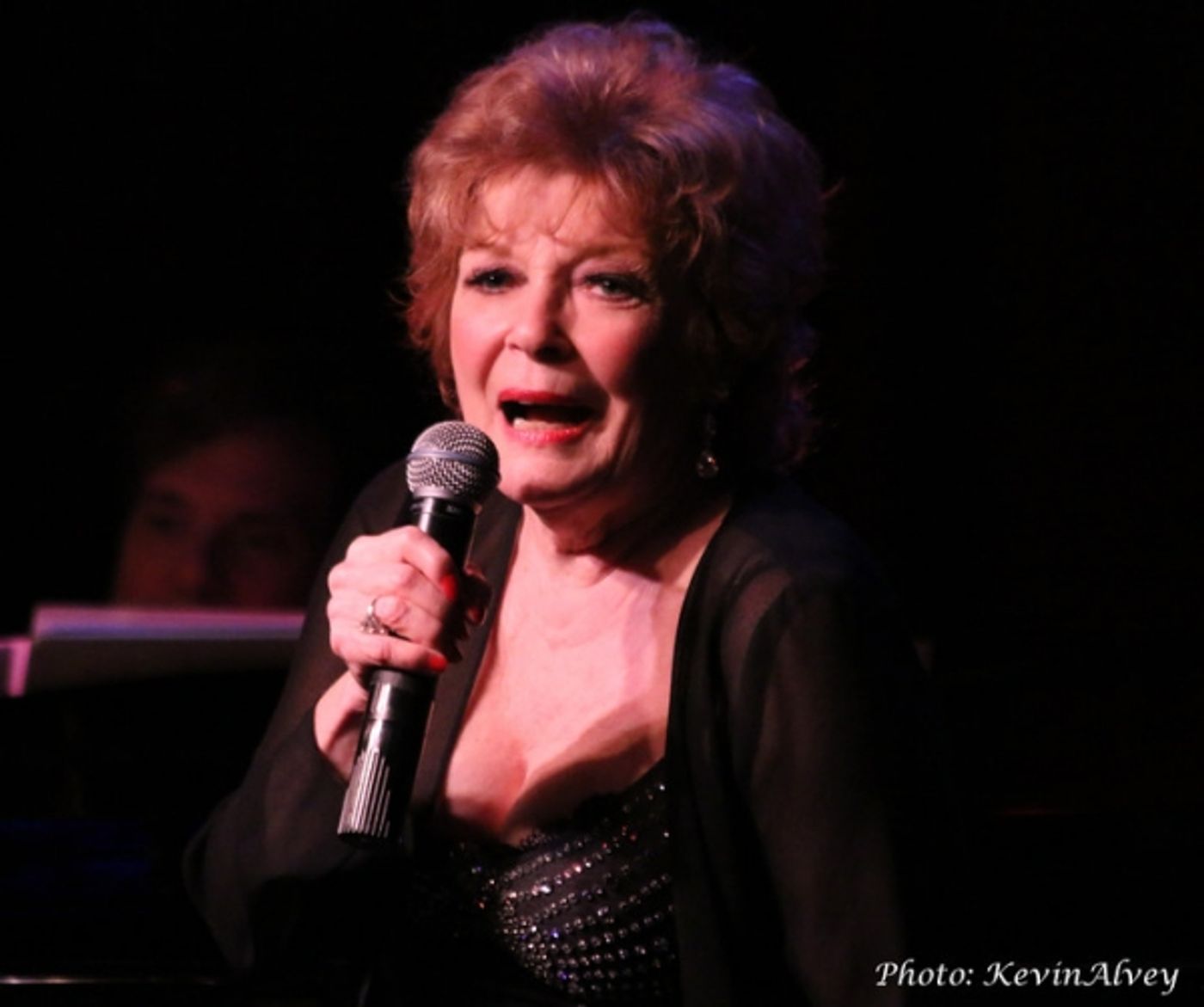 Photo Flash: Anita Gillette Premieres New Show at Birdland  Image