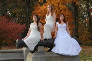 Hallie Martenson, Sophia Barrett Meghan Winch Photo