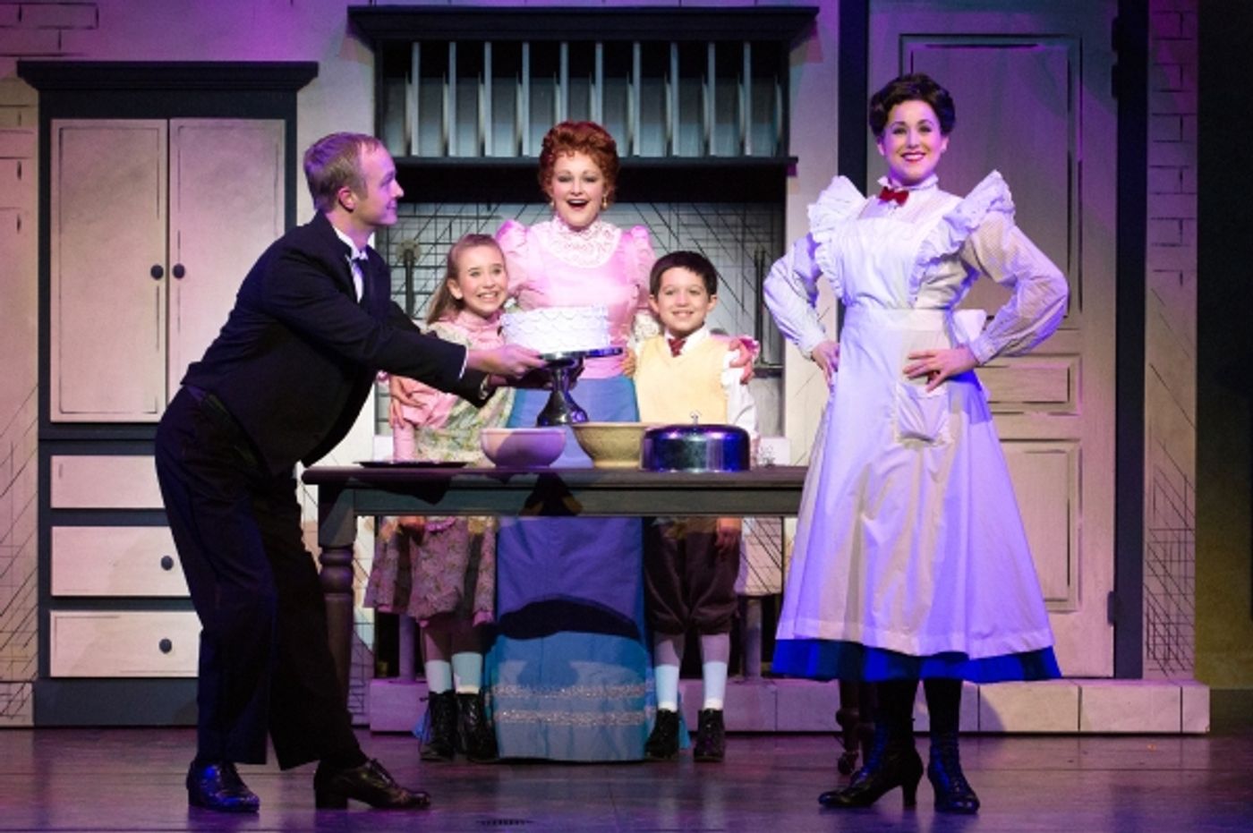 Photo Flash: First Look at Walnut Street's MARY POPPINS  Image