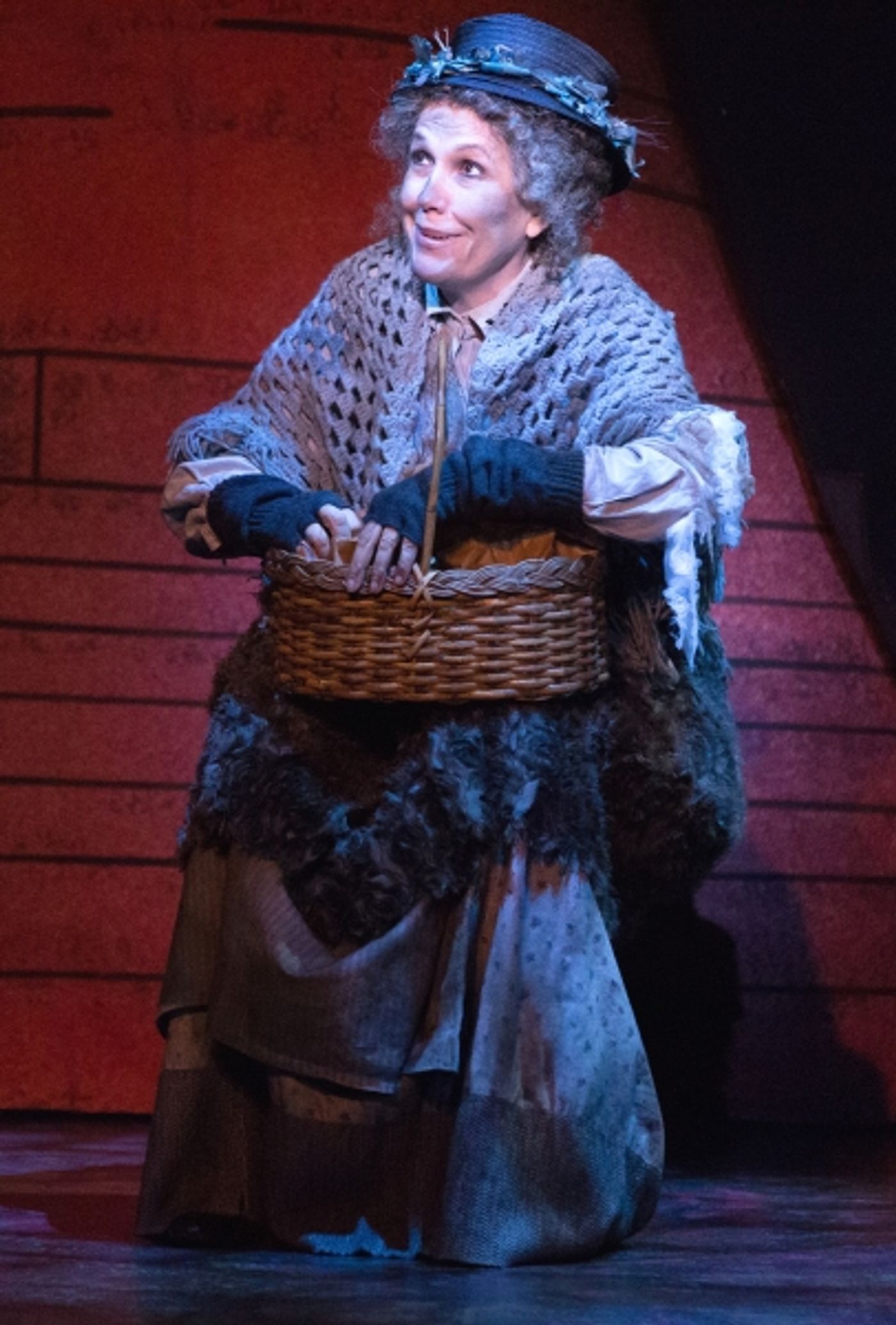 Photo Flash: First Look at Walnut Street's MARY POPPINS  Image