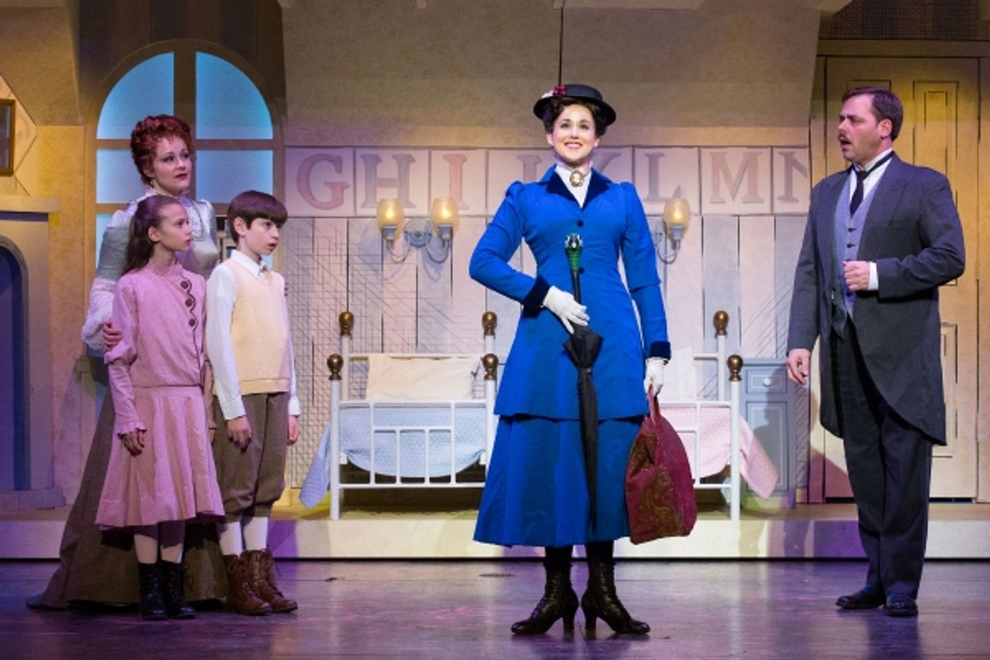 Photo Flash: First Look at Walnut Street's MARY POPPINS  Image