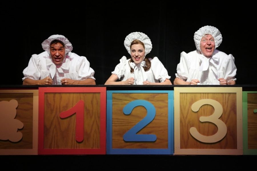 Photo Flash: First Look at Brian Stokes Mitchell, Laura Osnes, Tony Sheldon and More in Encores! THE BAND WAGON Image