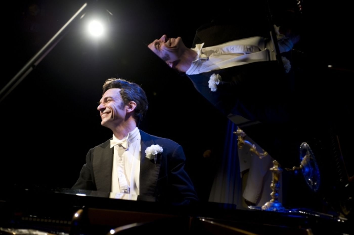 Photo Flash: First Look of the Milwaukee Repertory Theater's Production of LIBERACE!  Image