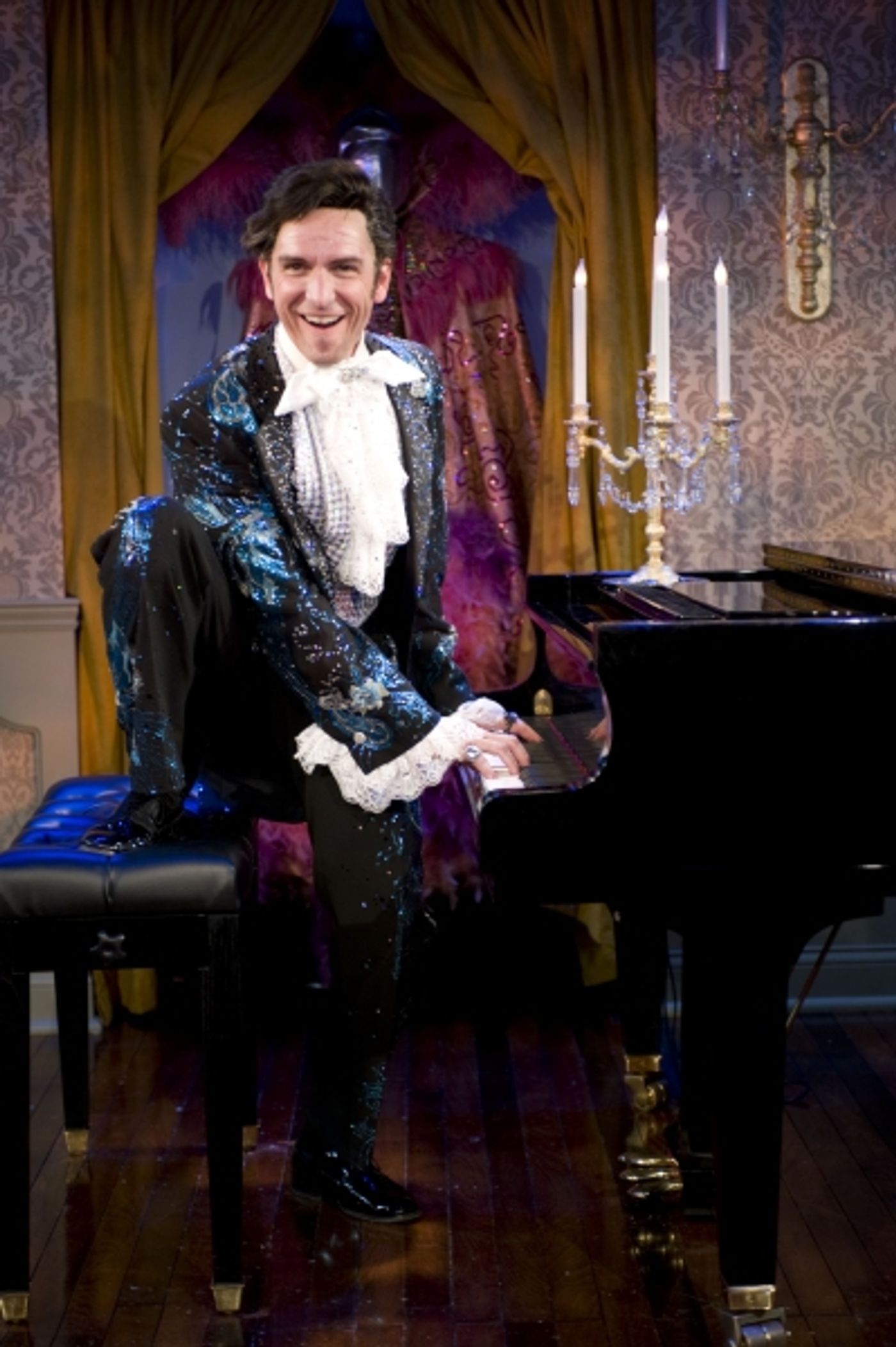 Photo Flash: First Look of the Milwaukee Repertory Theater's Production of LIBERACE!  Image