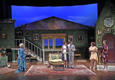 Michelle Federer as Sylvia, Maria Couch as Marjorie, Justin Packard as Clarke, Bailey Photo