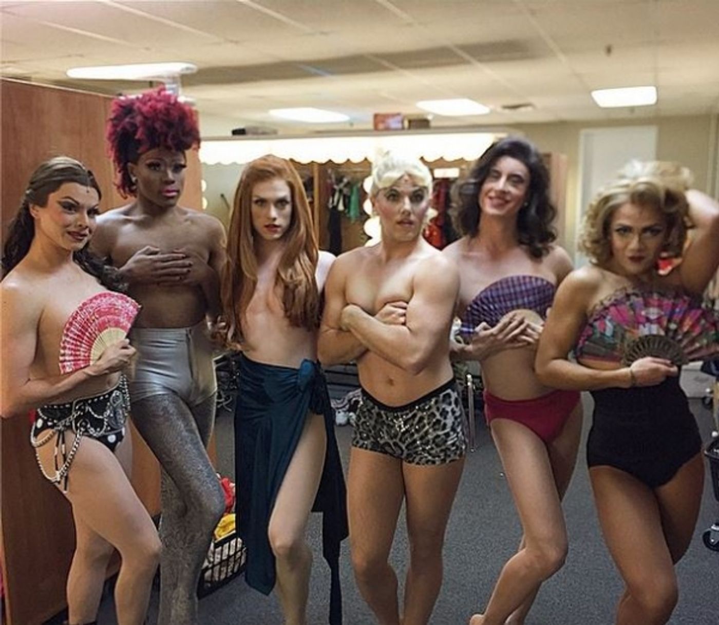 Photo Flash: Saturday Intermission Pics November 8- SATURDAY NIGHT Cast Takes First SIP and More! Photo Flash: Saturday Intermission Pics November 8- SATURDAY NIGHT Cast Takes First SIP and More! Image