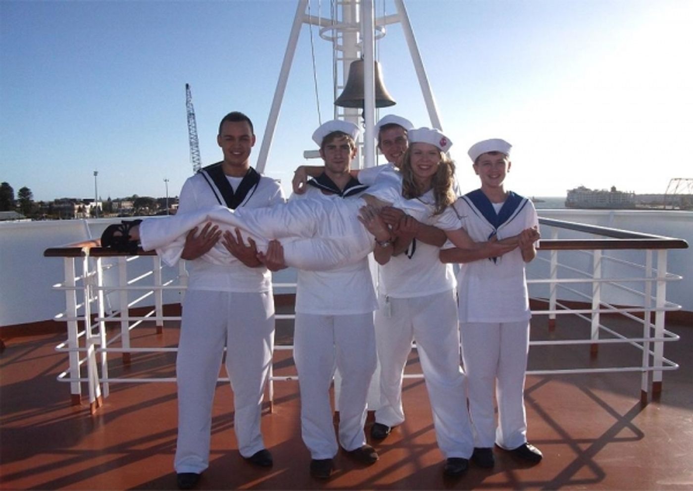 Photo Flash: First Look- Limelight's ANYTHING GOES  Image