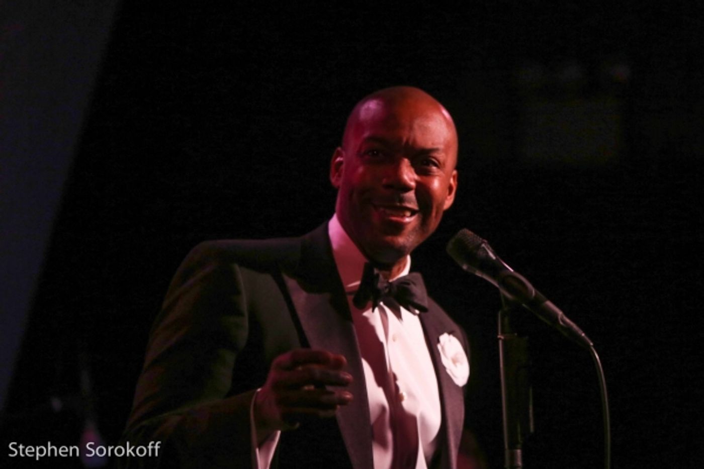 Photo Coverage: T. Oliver Reid Brings DROP ME OFF IN HARLEM to The Metropolitan Room  Image