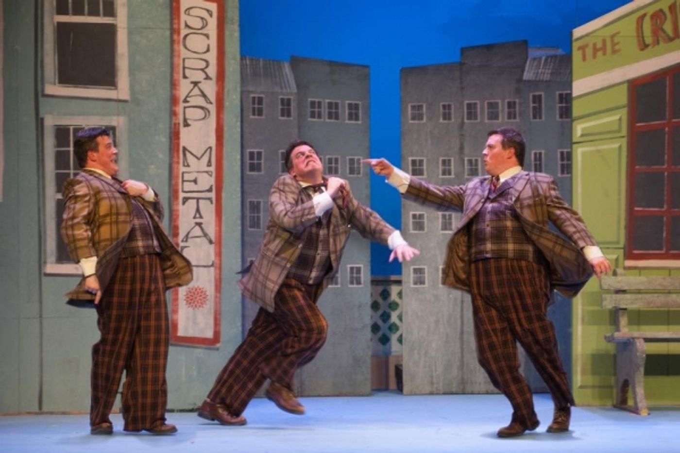 Photo Flash: First Look at ONE MAN, TWO GUVNORS at Rivertown Theaters  Image