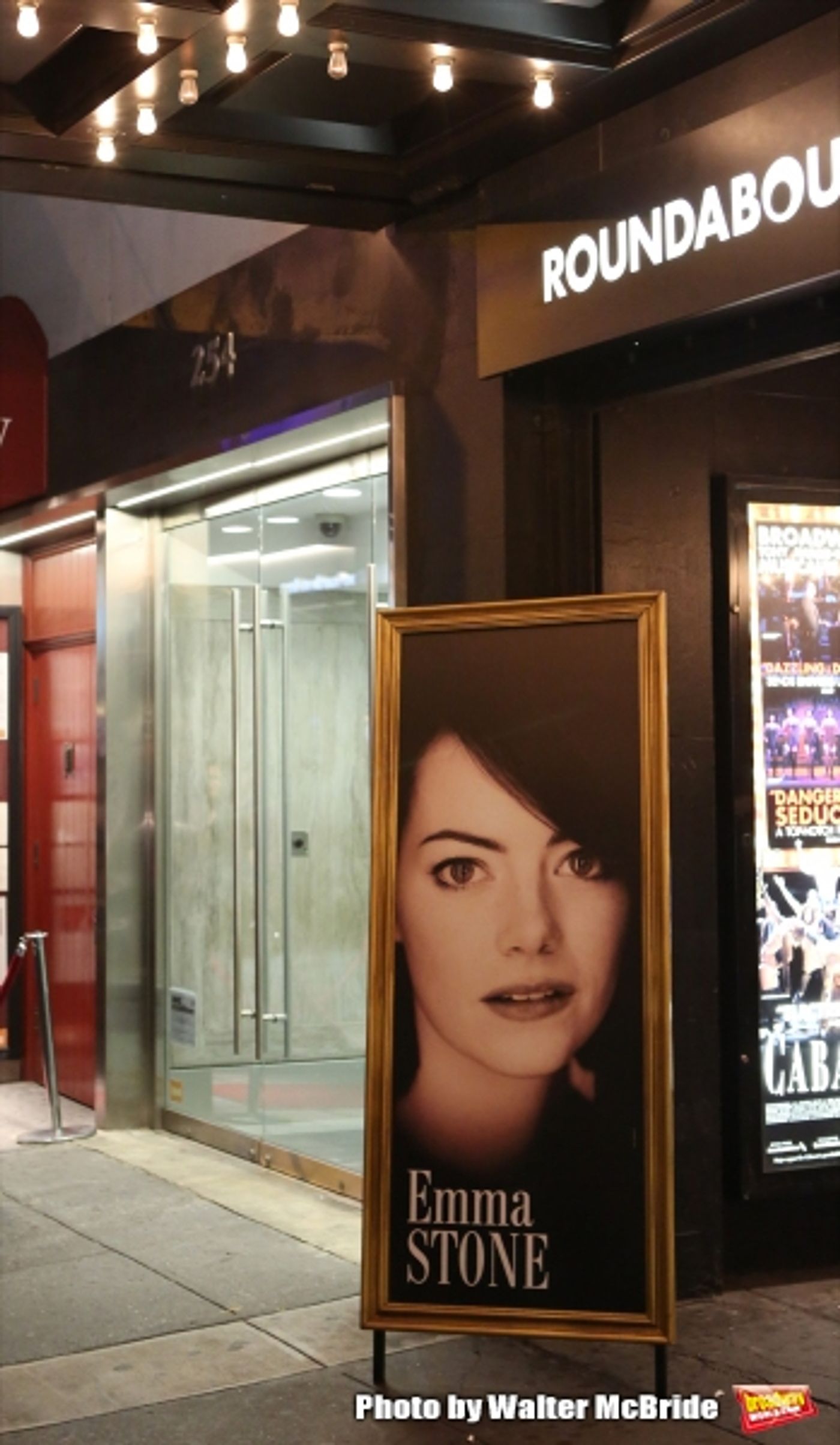 Photo Coverage: Willkommen! A Stunning Emma Stone Debuts in CABARET Image