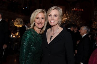 Elizabeth Cole, Jane Lynch Photo