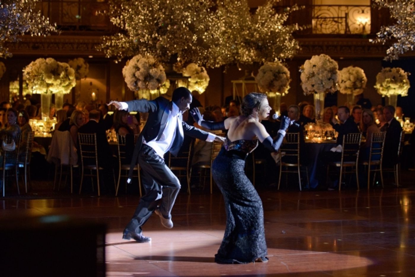 Photo Flash: Inside Lyric Opera of Chicago's Diamond Ball & Concert with Jane Lynch, Jenn Gambatese & More  Image
