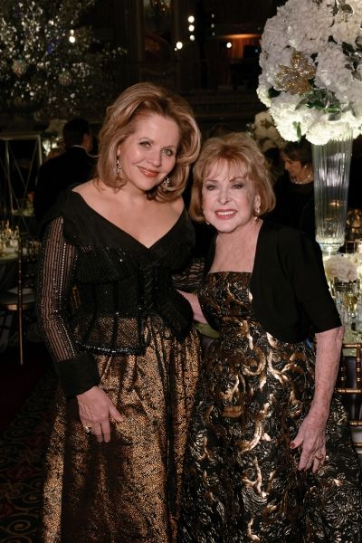 Renee Fleming with Nancy W. Knowles  Photo