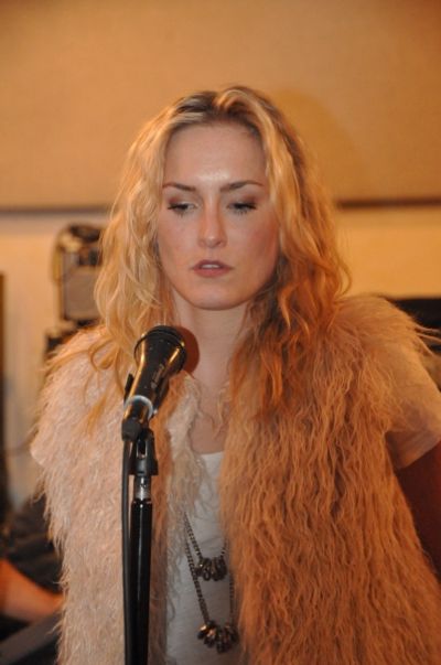 Sarah Grace Photo