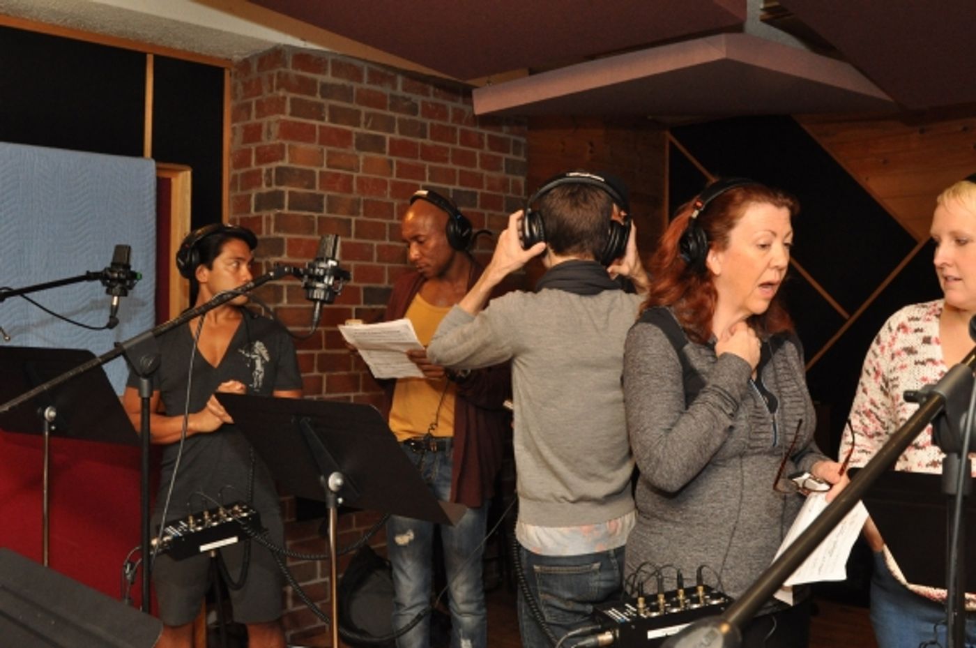 Exclusive Photo Coverage: KINKY BOOTS Company Gets in the Holiday Spirit for Carols For A Cure! Image