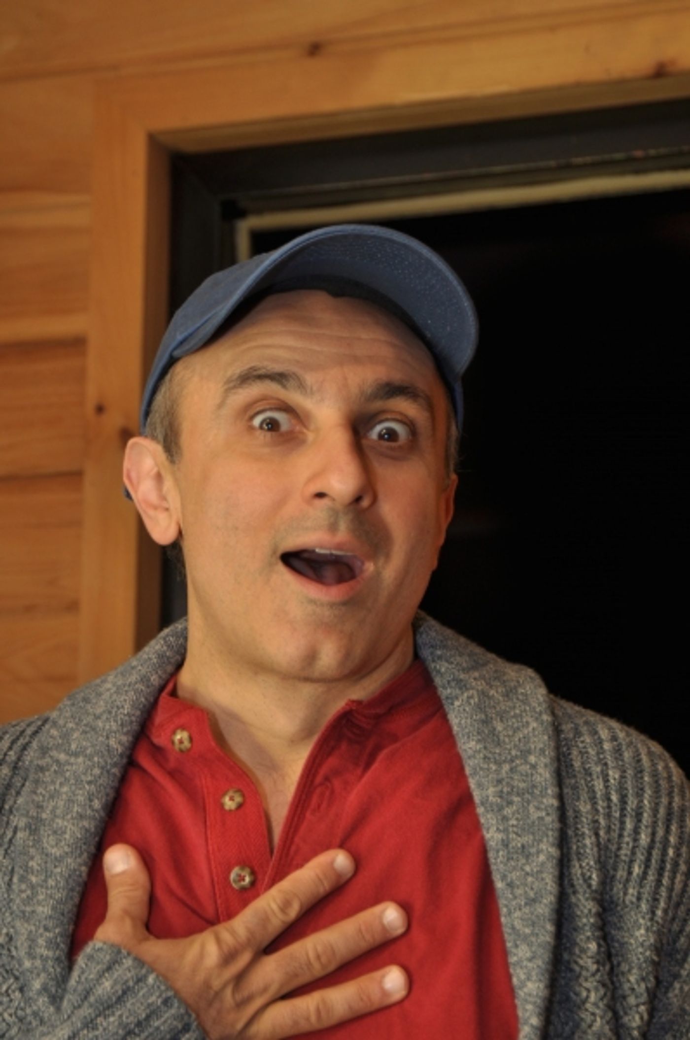 Exclusive Photo Coverage: ON THE TOWN Company Gets Festive for Carols For A Cure Image