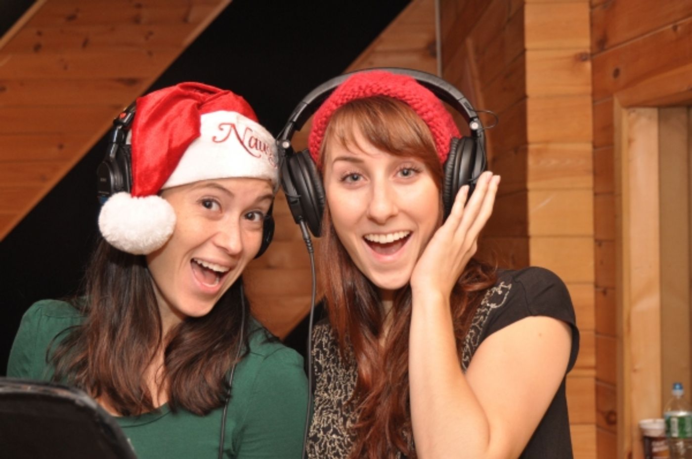 Exclusive Photo Coverage: ON THE TOWN Company Gets Festive for Carols For A Cure Image