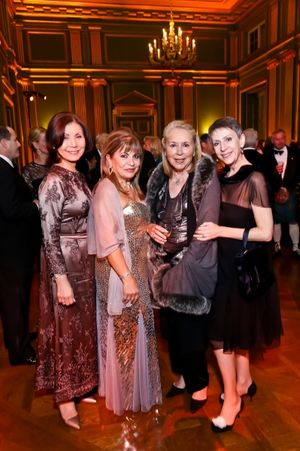 Keiko Kaplan, Annie Totah, Gilan Corn, and Irene Roth Photo