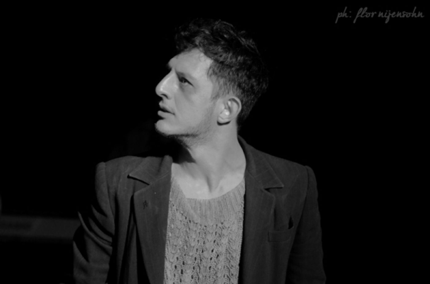 Photo Coverage: 22:22. Crónicas De Un Mundo Absurdo  Image