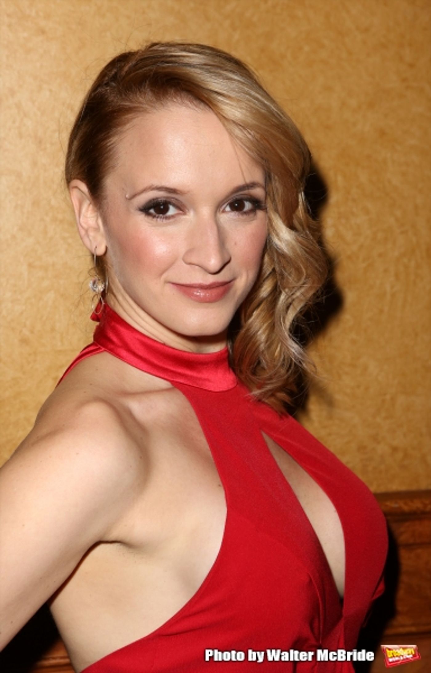 Photo Coverage: SIDE SHOW's Opening Night Fashions!  Image