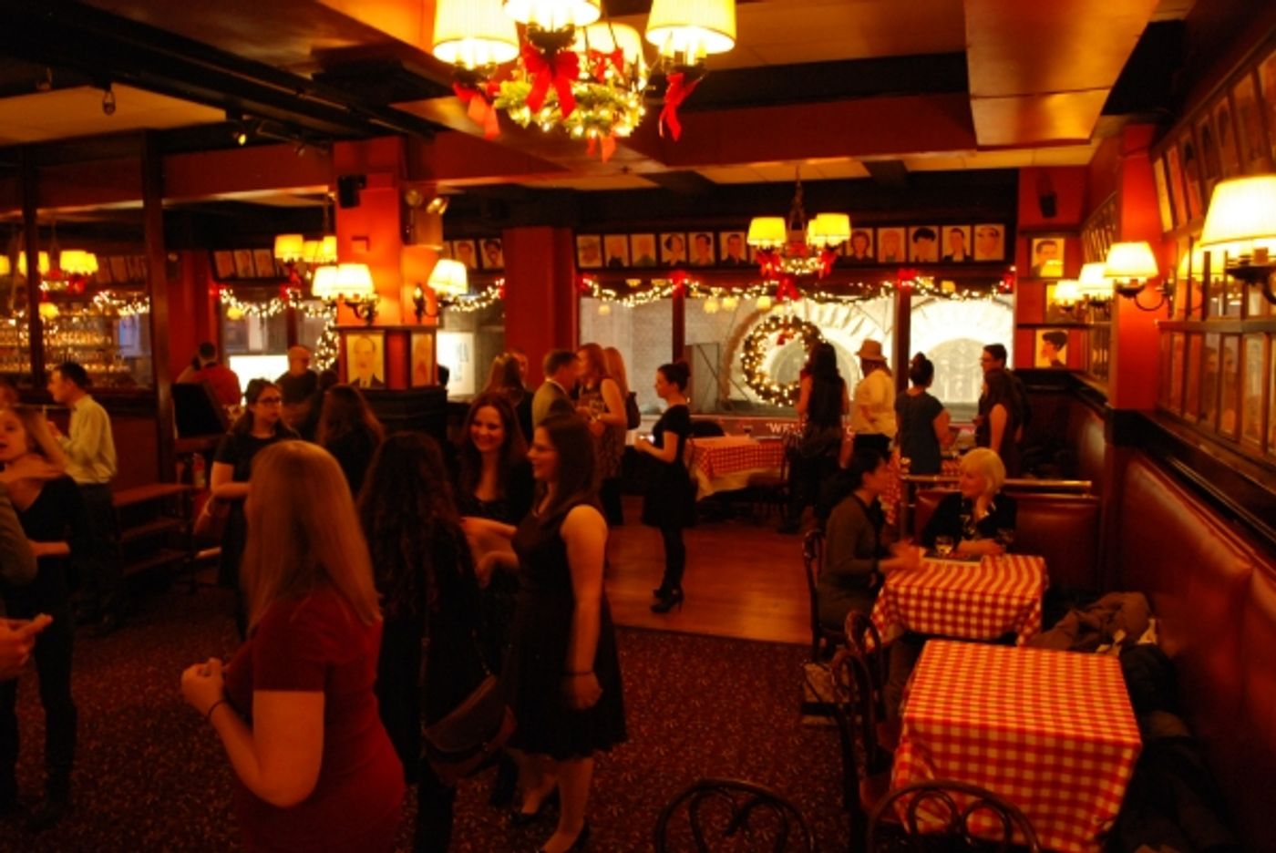 Photo Flash: Jennifer Ashley Tepper and Friends Celebrate Release of UNTOLD STORIES OF BROADWAY, VOLUME 2 at Sardi's  Image