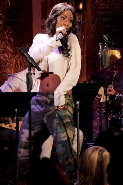 Tashiana Washington sings Beyonce''s ''Crazy In Love.'' Photo