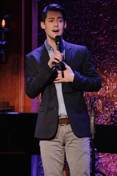 Chris Dwan sings Mandy Moore''s ''I Wanna Be With You.'' Photo