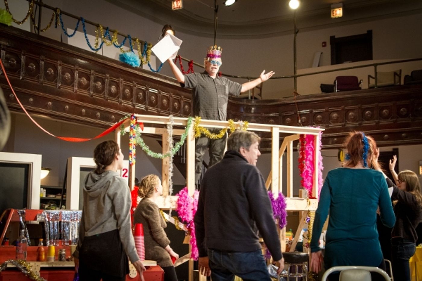 Photo Flash: In Rehearsal with Steppenwolf's AIRLINE HIGHWAY  Image