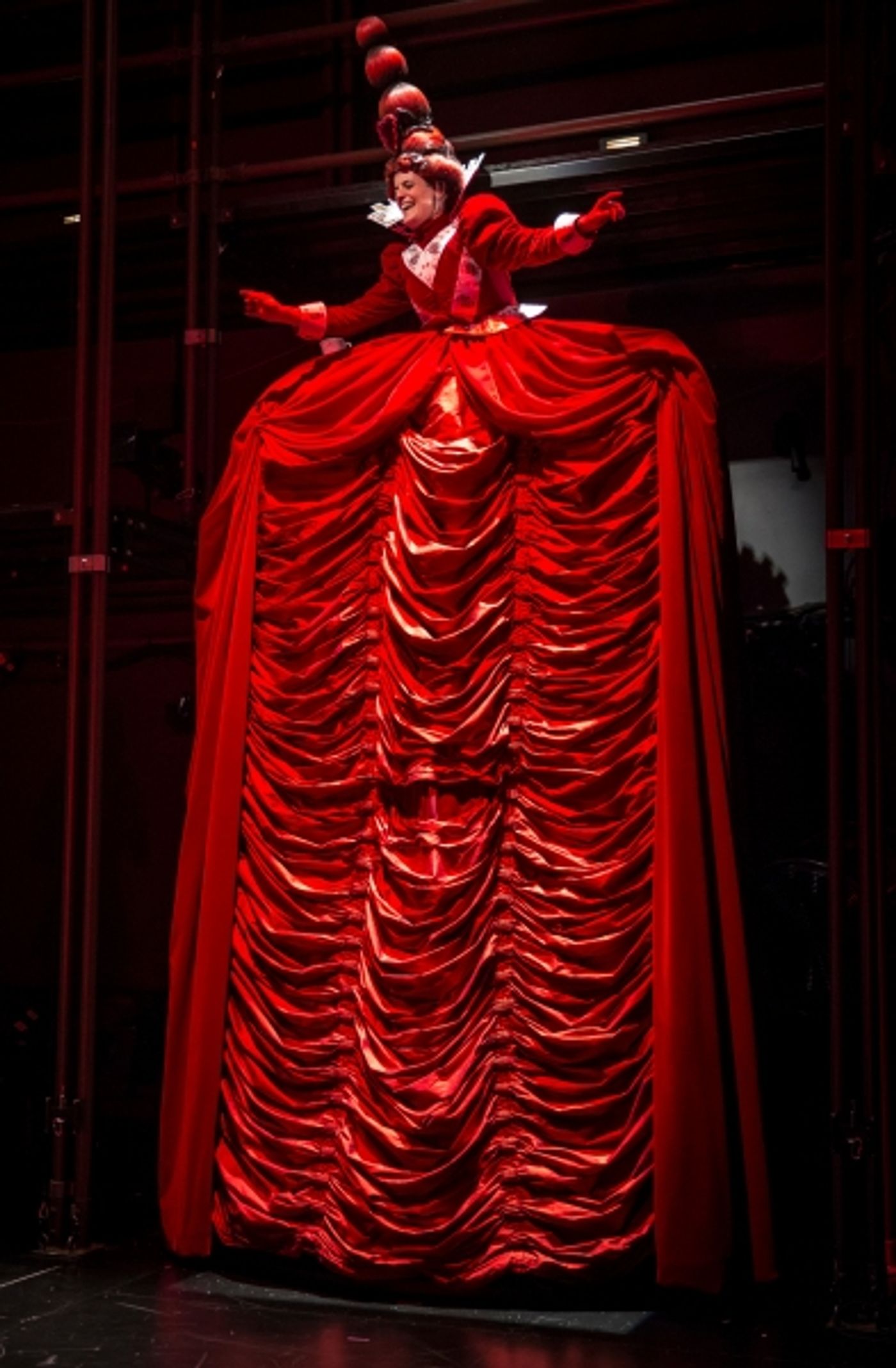 Photo Flash: First Look at LOOKINGGLASS ALICE's Chicago Return  Image