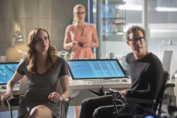 Danielle Panabaker, Tom Cavanagh Photo