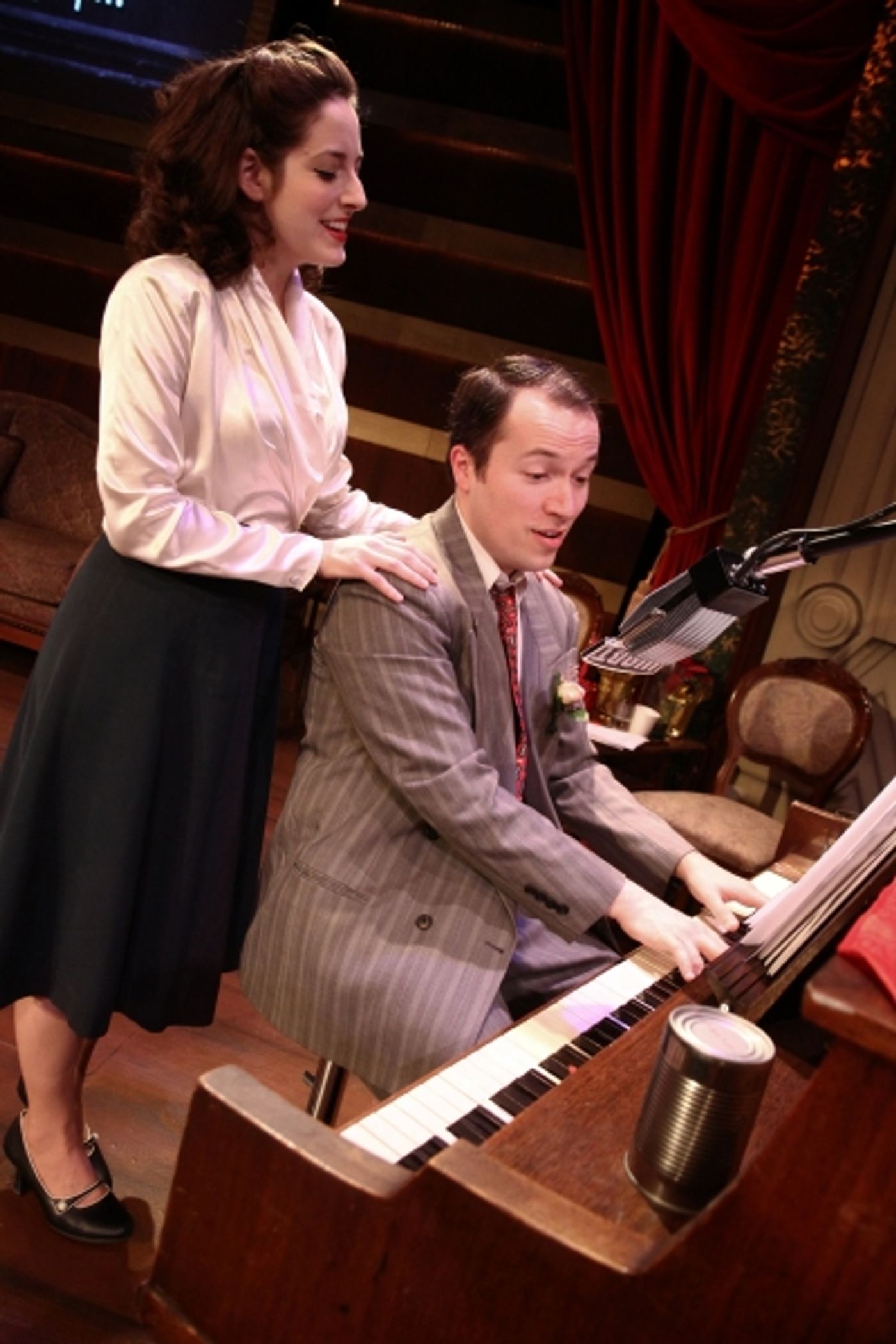 Photo Flash: First Look at American Blues Theater's IT'S A WONDERFUL LIFE: LIVE Photo Flash: First Look at American Blues Theater's IT'S A WONDERFUL LIFE: LIVE Image