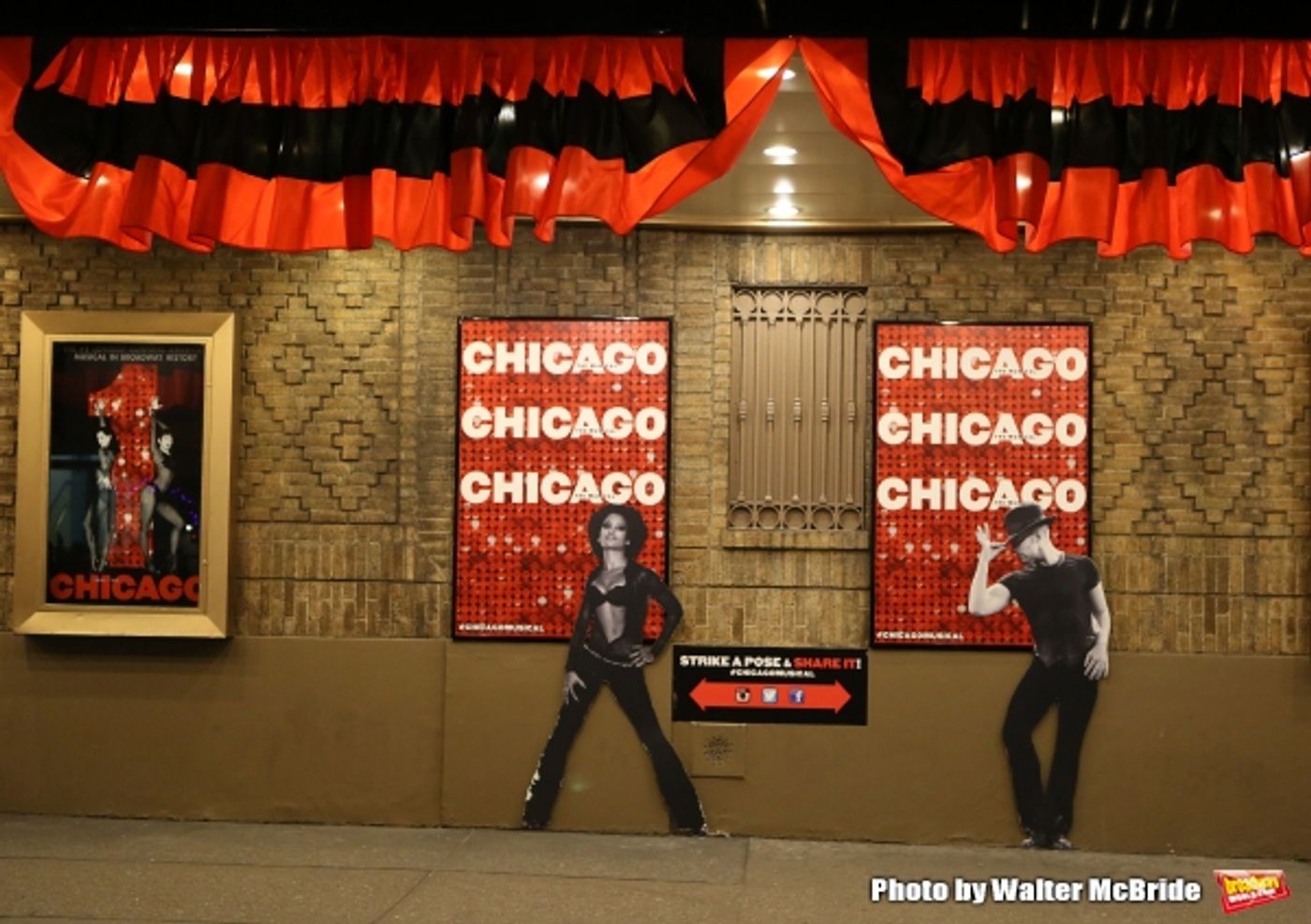 Photos: They're Back! Celebrate CHICAGO's Spot at #2 on the Longest Running Shows List with the Original Cast Image