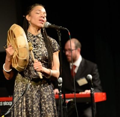 Martha Redbone performs Photo