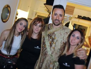 Pablo Puyol y el equipo de Mazuelas Profesional @ BroadwayWorld Pablo Puyol y el equipo de Mazuelas Profesional Photo