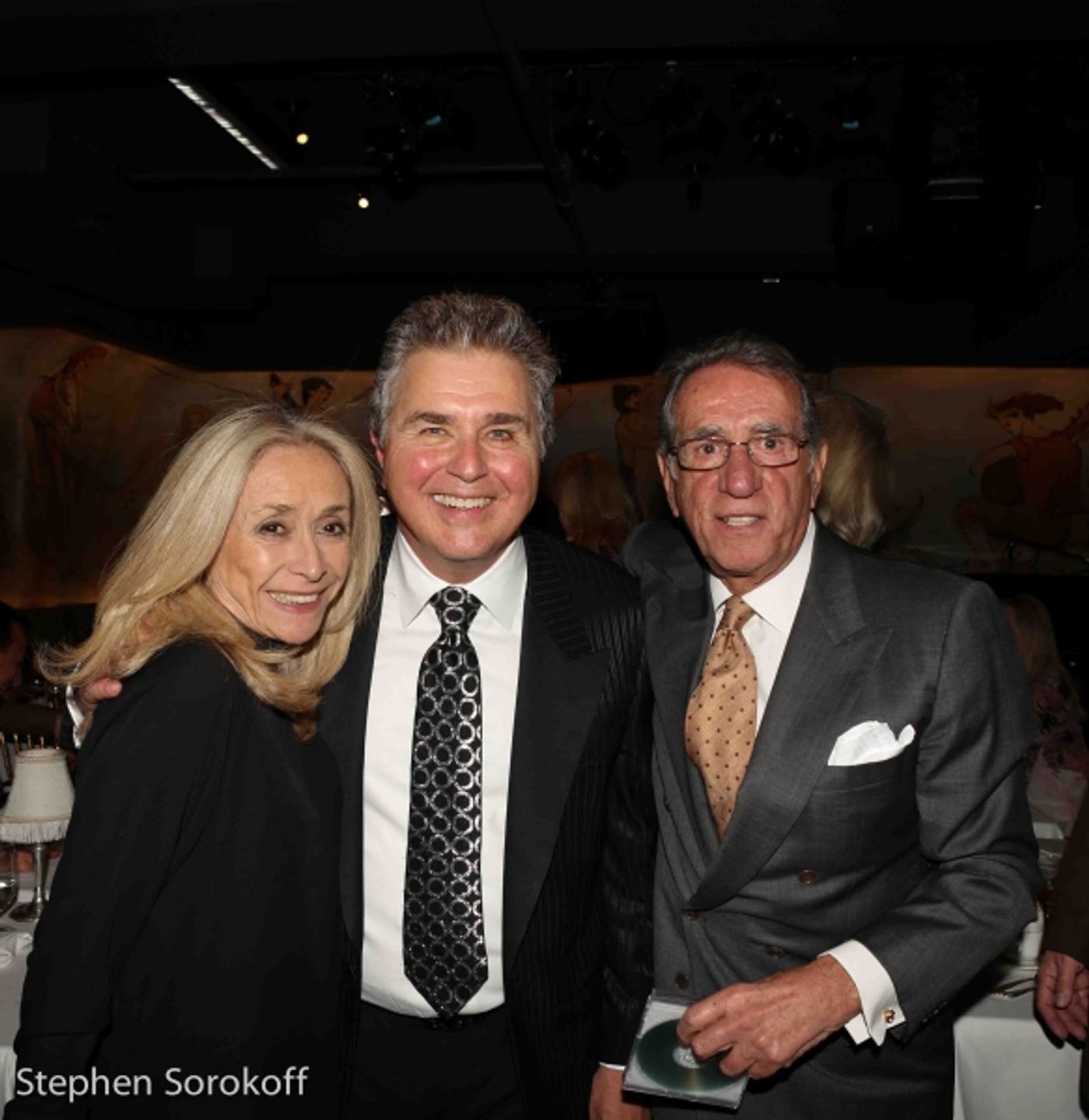 Photo Coverage: Steve Tyrell's THAT LOVIN' FEELIN' Opens at Cafe Carlyle  Image