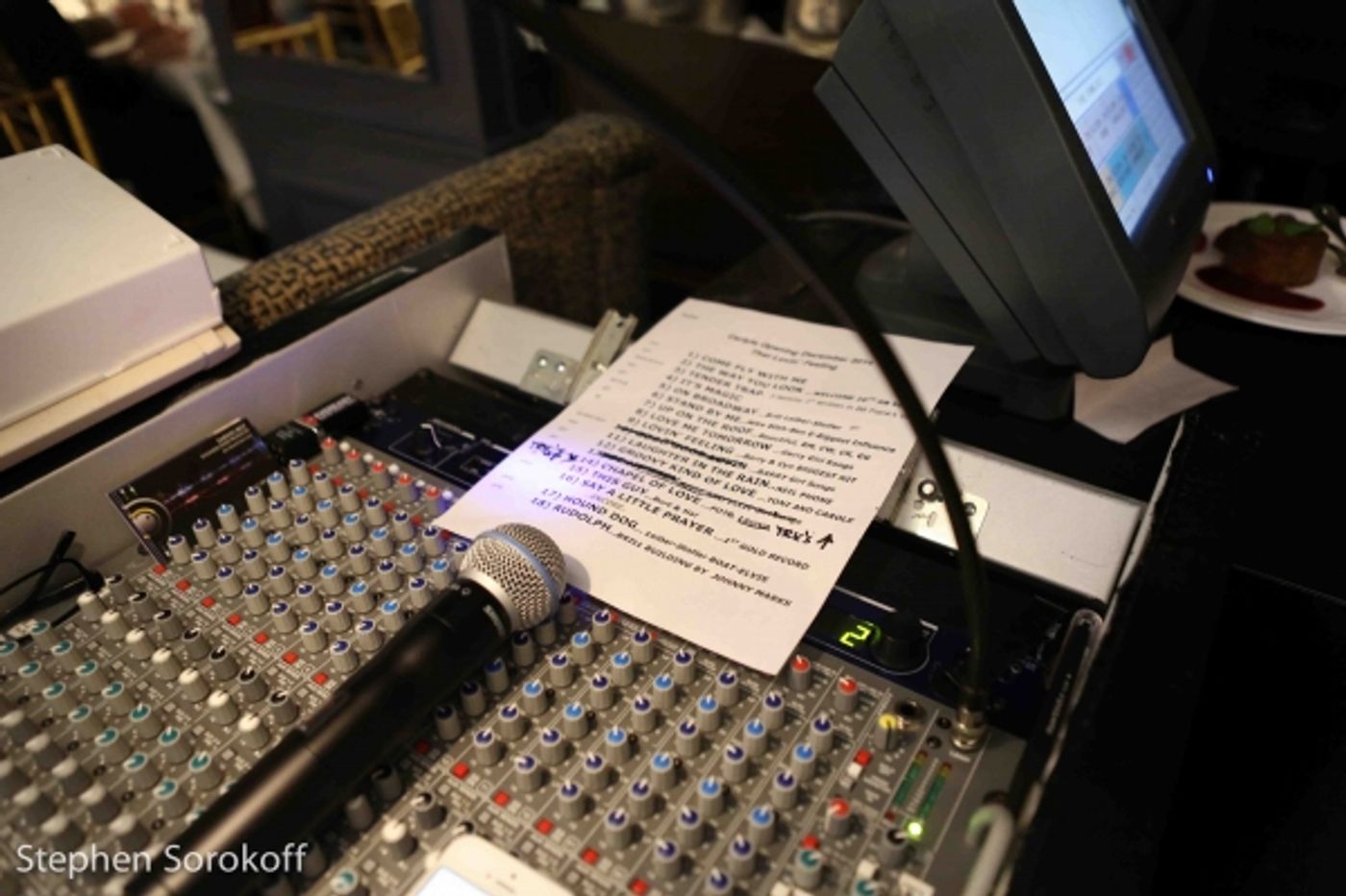 Photo Coverage: Steve Tyrell's THAT LOVIN' FEELIN' Opens at Cafe Carlyle  Image