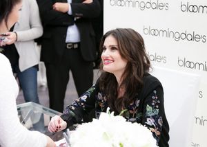 Idina Menzel Photo